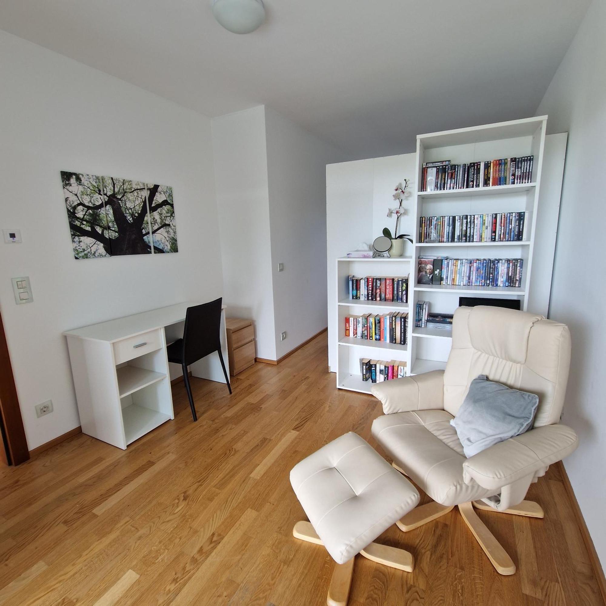 Apartment Comfy Plaza *